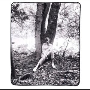 NEW Exclusive Taylor Swift Folklore Blanket